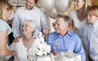 Яке весілля 42 роки: що дарують на перламутрову річницю спільного життя?