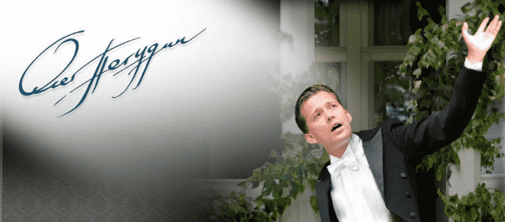 Олег Погудин: біографія, особисте життя, сім' /></p><p>Складно навіть уявити, якою ціною йому дається та атмосфера позамежної щирості і сповідальності, яка супроводжує кожне його виконання. Але саме вона в поєднанні з унікальним тембром тенора привертає на його концерти неймовірну кількість глядачів кожен раз без великих реклам. Люди дійсно йдуть з його виступів просвітленими. Іншого такого співака в Росії немає.</p><div class='code-block code-block-3' style='margin: 8px 0; clear: both;'> <script async src=